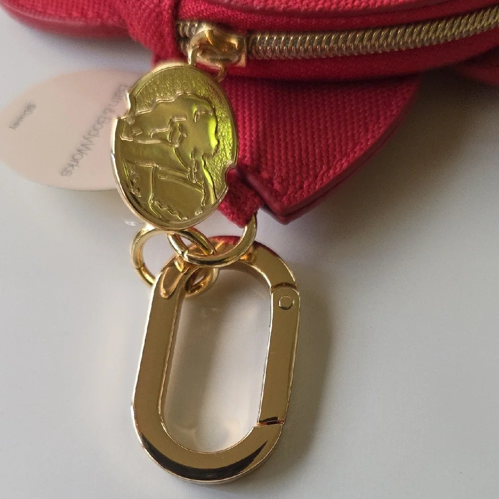 Bath & Body Works Disney MOANA Coin Pouch/Bag Charm.‎
